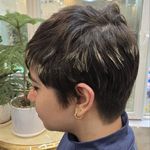 سالن آرایش و زیبایی رویا