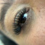 سالن تخصصی مژه و ناخن ندا