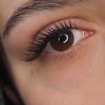 اکستنشن مژه مینا آقایی