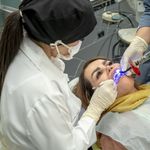 کلینیک دندانپزشکی حس