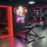 باشگاه ورزشی ویژه بانوان غرب تهران