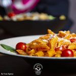 کافه رستوران هفت آسمان