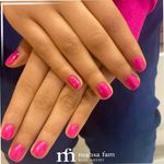 سالن تخصصی کاشت و آموزش ناخن مهسا فام