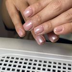 سالن تخصصی کاشت و آموزش ناخن مهسا فام