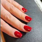 خدمات تخصصی ناخن و کراتین مو شادی متولی