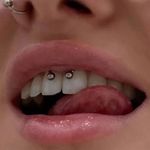 مرکز پیرسینگ و مژه رها