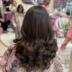 سالن زیبایی نسرین بیات(آفر رنگ و لایت)