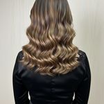 سالن زیبایی عسلک