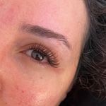 خدمات اکستنشن و لیفت مژه اسپید