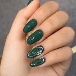 آموزشگاه و سالن زیبایی رزنگار