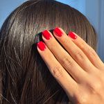 خدمات کاشت ناخن مبینا