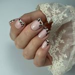 سالن تخصصی کاشت ناخن و مژه ثمینه حجازیان