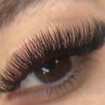 سالن تخصصی ناخن ومژه سیمین حبیبی(آموزش)
