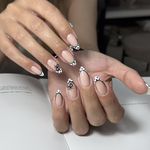 سالن زیبایی و خدمات ناخن پرنیان (انقلاب)