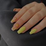 خدمات کاشت ناخن زهرا