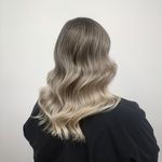 سالن زیبایی ام ایت M8