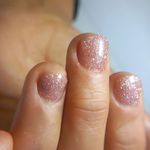 خدمات تخصصی و حرفه ای ناخن