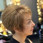 آرایشگاه و آموزشگاه زنانه (مون بيوتی)