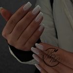 خدمات کاشت و ترمیم ناخن هدیه