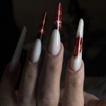 خدمات تخصصی ناخن و پدیکور نیانیل