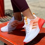 کفش ورزشی تیمچه پلاس