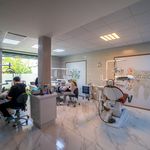 کلینیک دندانپزشکی لبخند آذر