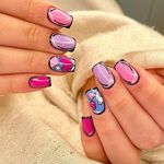 خدمات کاشت ناخن مبینا