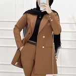 پوشاک بانوی اِمیلی