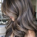 سالن زیبایی نازنین