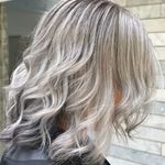 خدمات‌ تخصصی مو مریم قاسمی