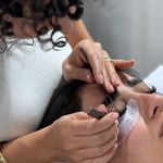 سالن زیبایی و آموزشگاه تخصصی ناژوآ