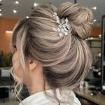 آموزشگاه و سالن زیبایی ماندانا قدمی