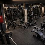 باشگاه بدنسازی طاق کسری