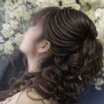 سالن زیبایی و مرکز ناخن لوکس‌ لاین