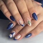 سالن زیبایی و کاشت ناخن نازنین محمدی
