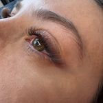 خدمات تخصصی اکستنشن مژه ندا عامری