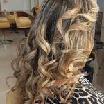 آرایشگاه زنانه عاطی بیوتی(آفر ناخن ومژه)