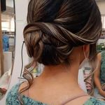 آرایشگاه زنانه عاطی بیوتی(آفر ناخن ومژه)