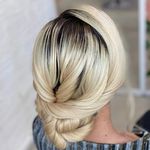 آرایشگاه زنانه عاطی بیوتی(آفر ناخن ومژه)