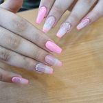 آرایشگاه زنانه عاطی بیوتی(آفر ناخن ومژه)