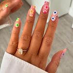 آرایشگاه زنانه عاطی بیوتی(آفر ناخن ومژه)