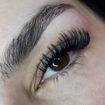 آرایشگاه زنانه عاطی بیوتی(آفر ناخن ومژه)