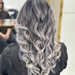 آرایشگاه زنانه عاطی بیوتی(آفر ناخن ومژه)