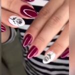 سالن تخصصی کاشت ناخن دنیا