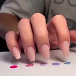 سالن تخصصی کاشت ناخن دنیا