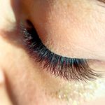 مرکز کاشت مژه عاطفه عزیزی