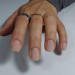 خدمات کاشت ناخن فائزه