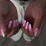 مرکز تخصصی کاشت ناخن و مژه لونا