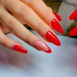 مدرس ارشدکاشت ناخن و پدیکور درمانی