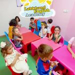 مهد کودک دوزبانه لبخند